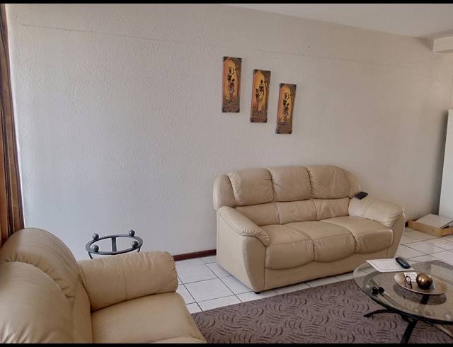 2 BEDROOM SECTIONAL TITLE FOR SALE IN PARKDENE